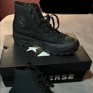 Converse Chuck Taylor Lugged